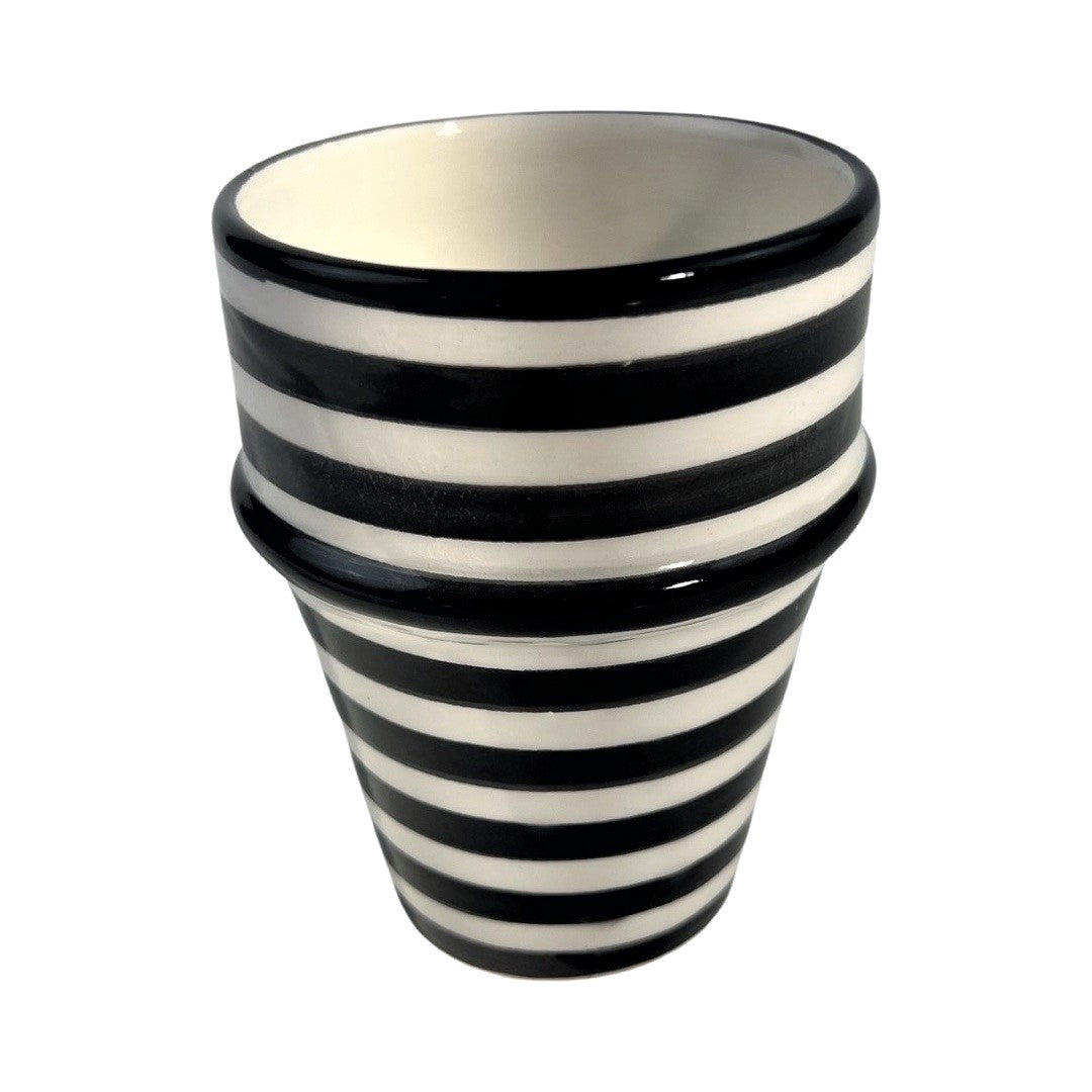 Bullseye Bell & Dee Cup-Black slight imperfection under glaze