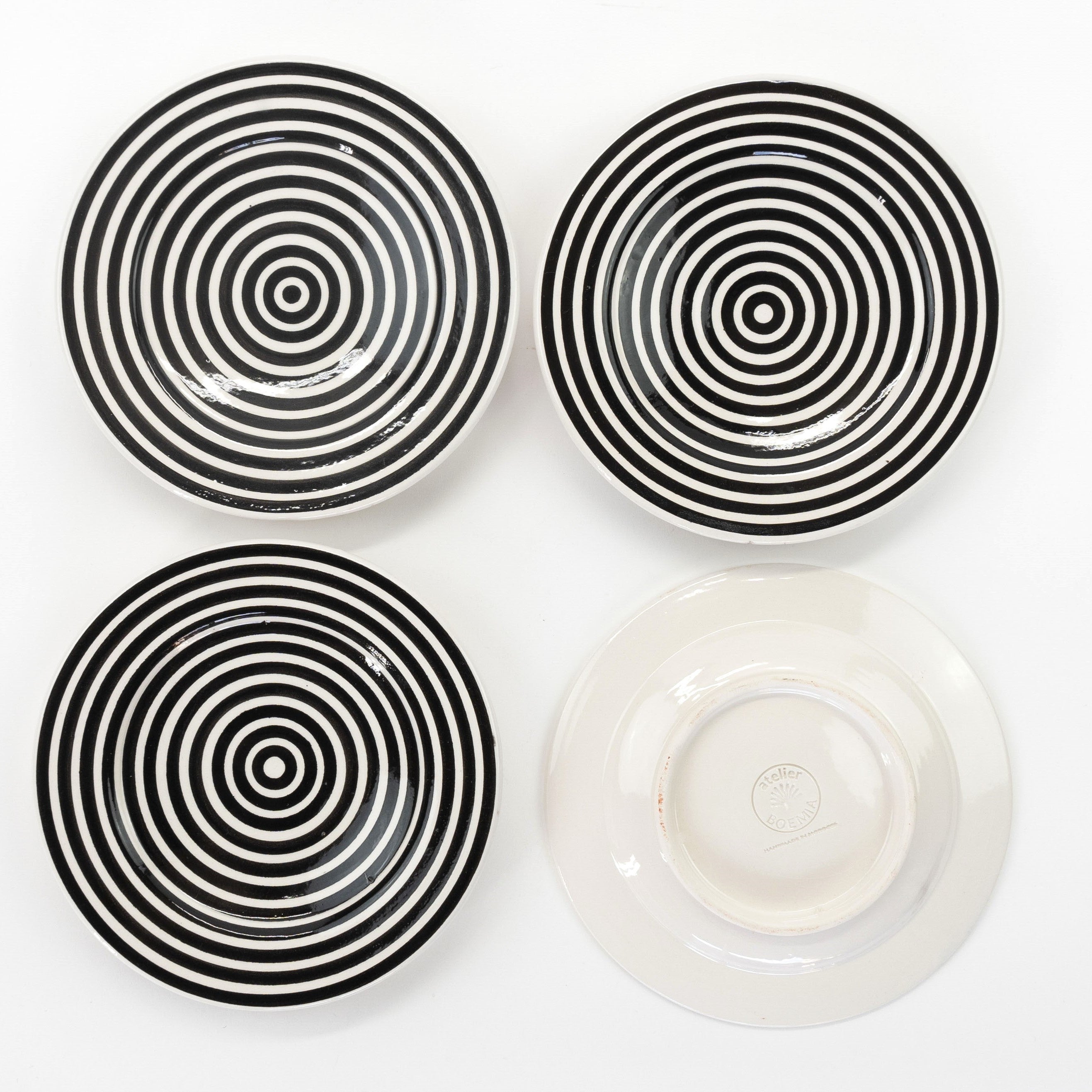 BULLSEYE APPETIZER plates set of 4 BLACK
