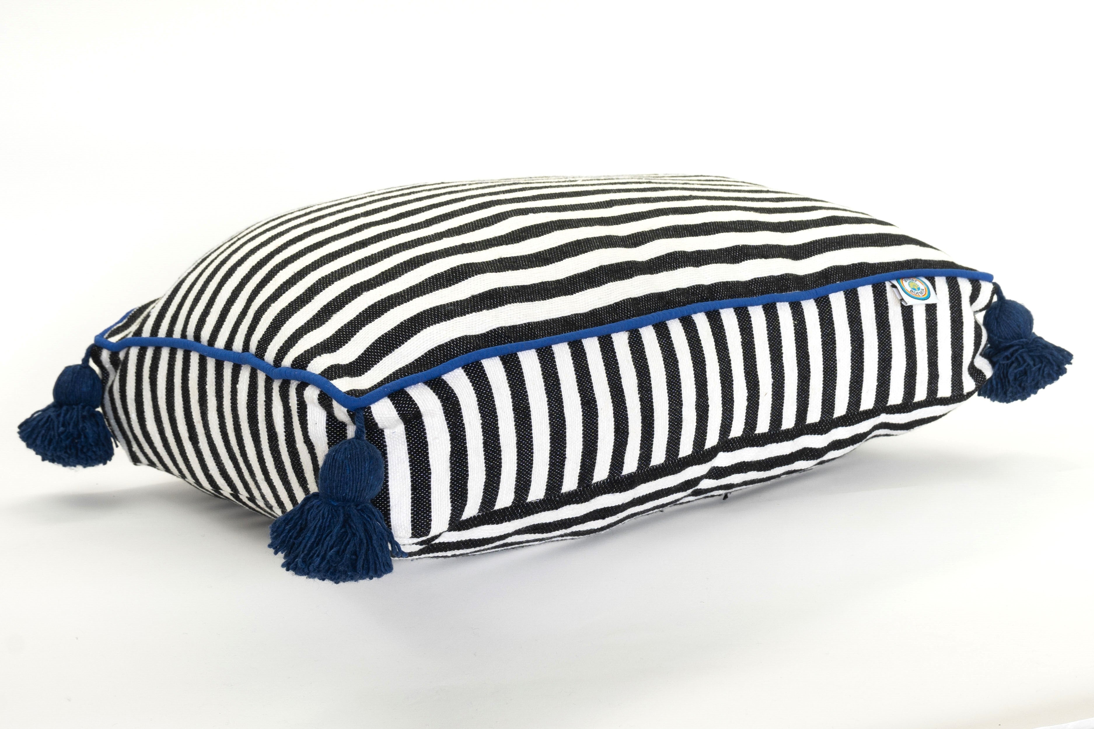 MARTHA PET BED small BLACK/WHITE/NAVY