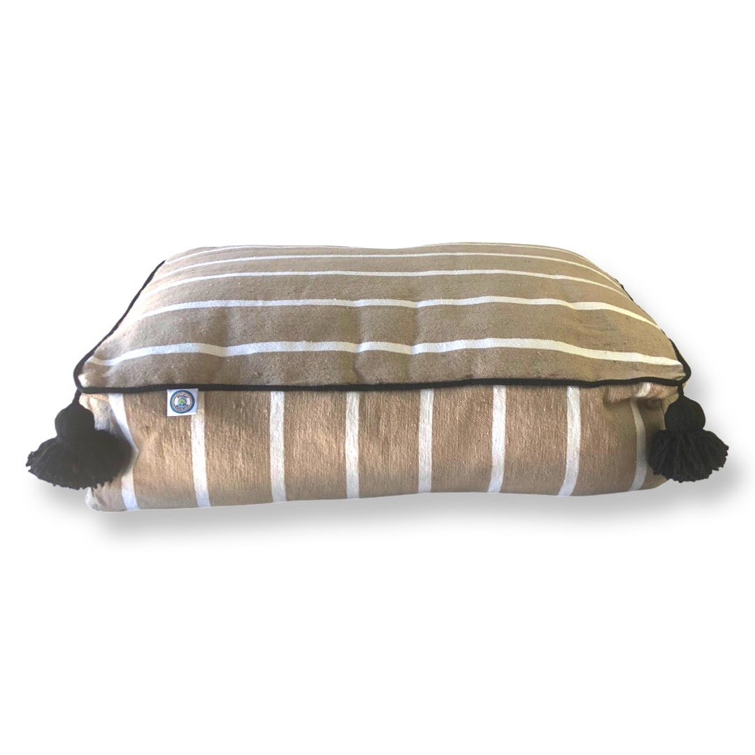 Martha Pet Bed Large Beige/White/Black - atelierBoemia - atelierboemia.com