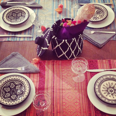 How to set a cool and festive table