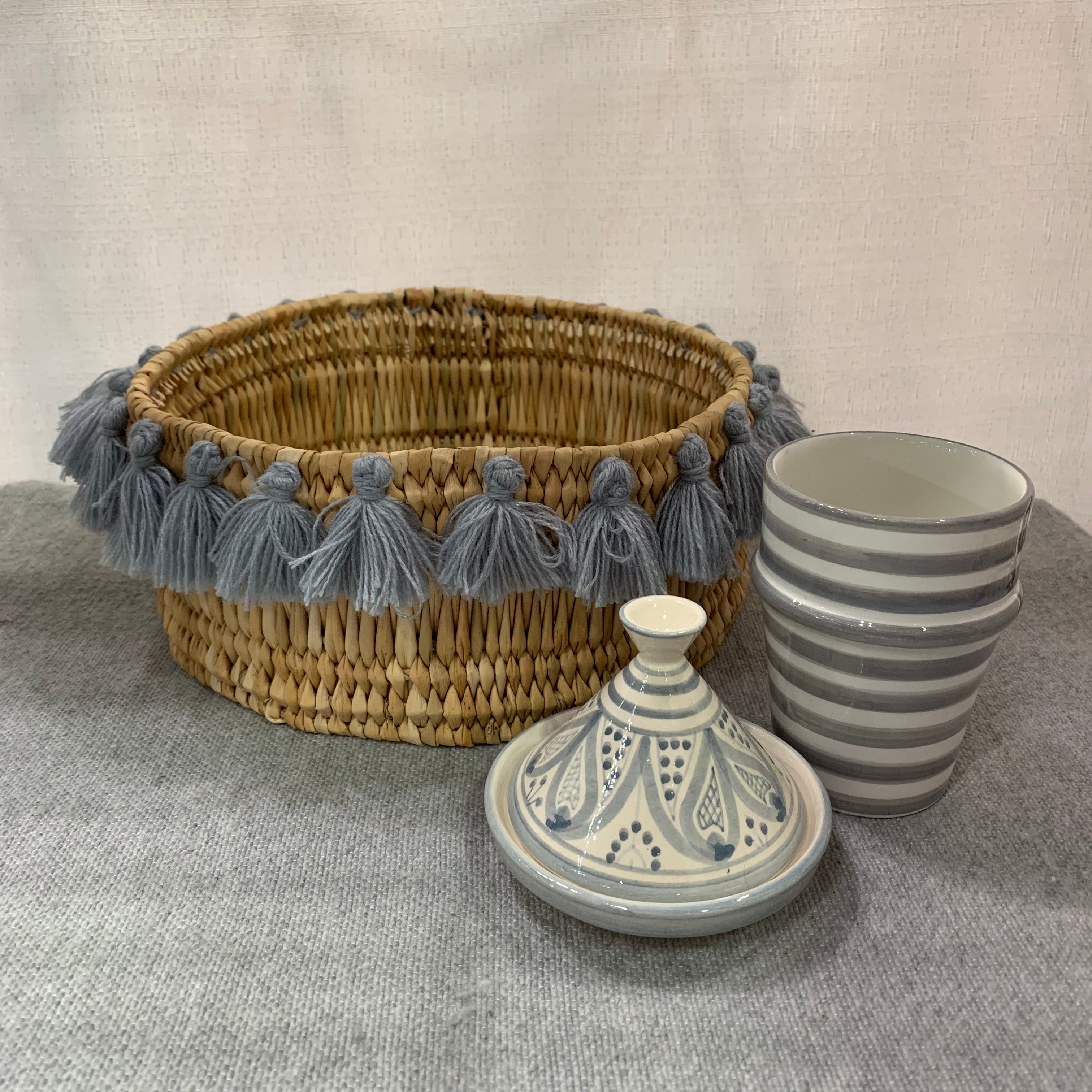 SEVERINE basket with tassels- small GRAY
