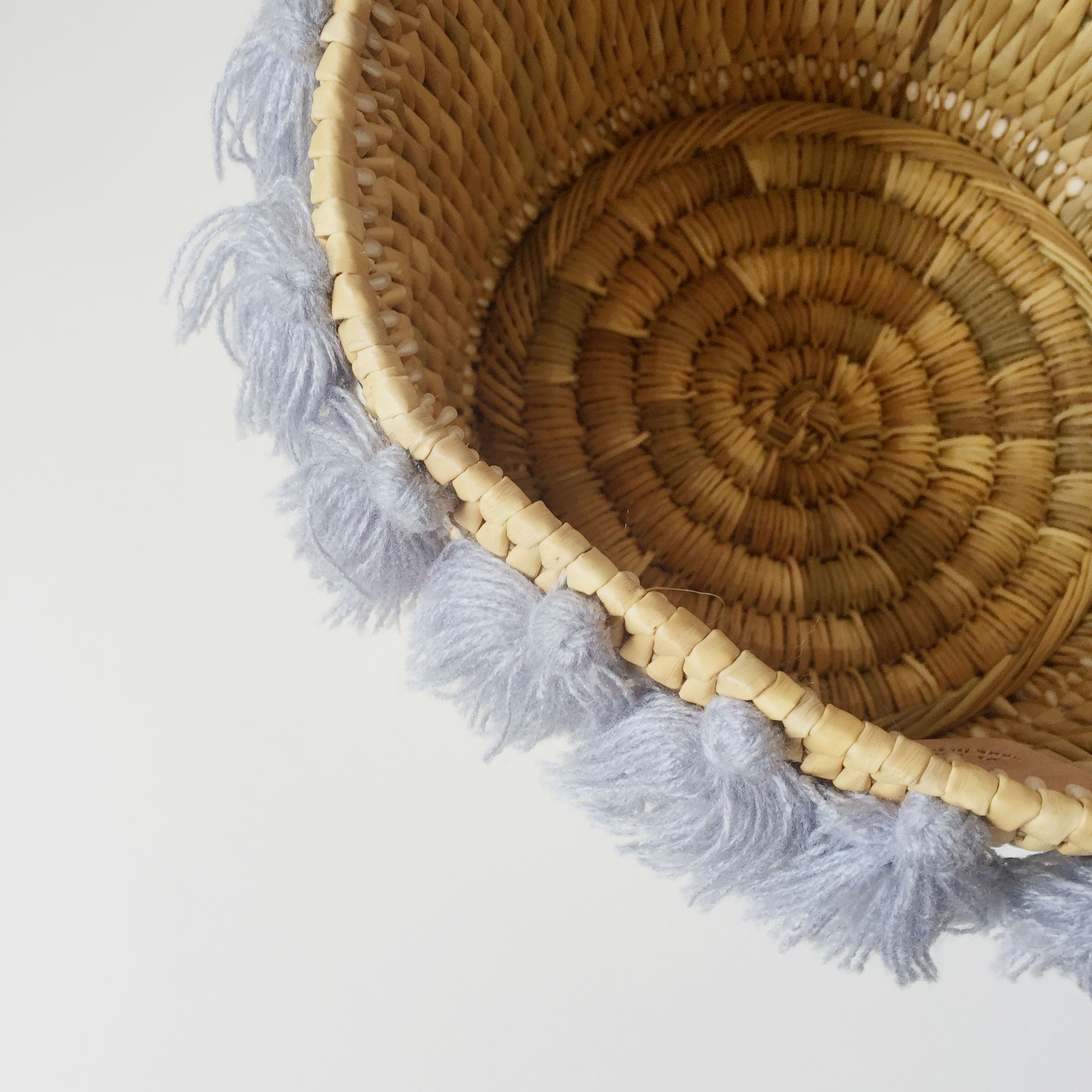 SEVERINE basket with tassels- large GRAY
