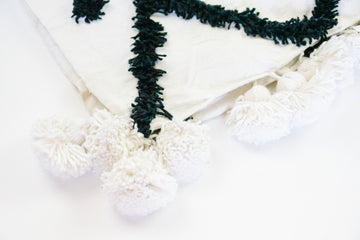 MAJID Moroccan pompom throw