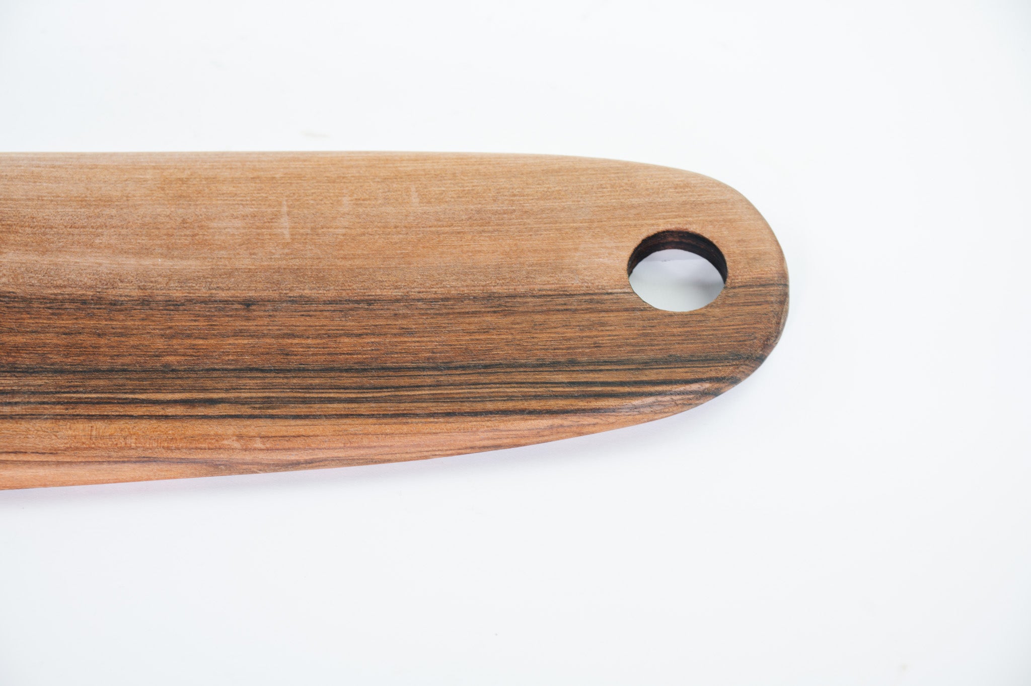 ROUNDED cutting board