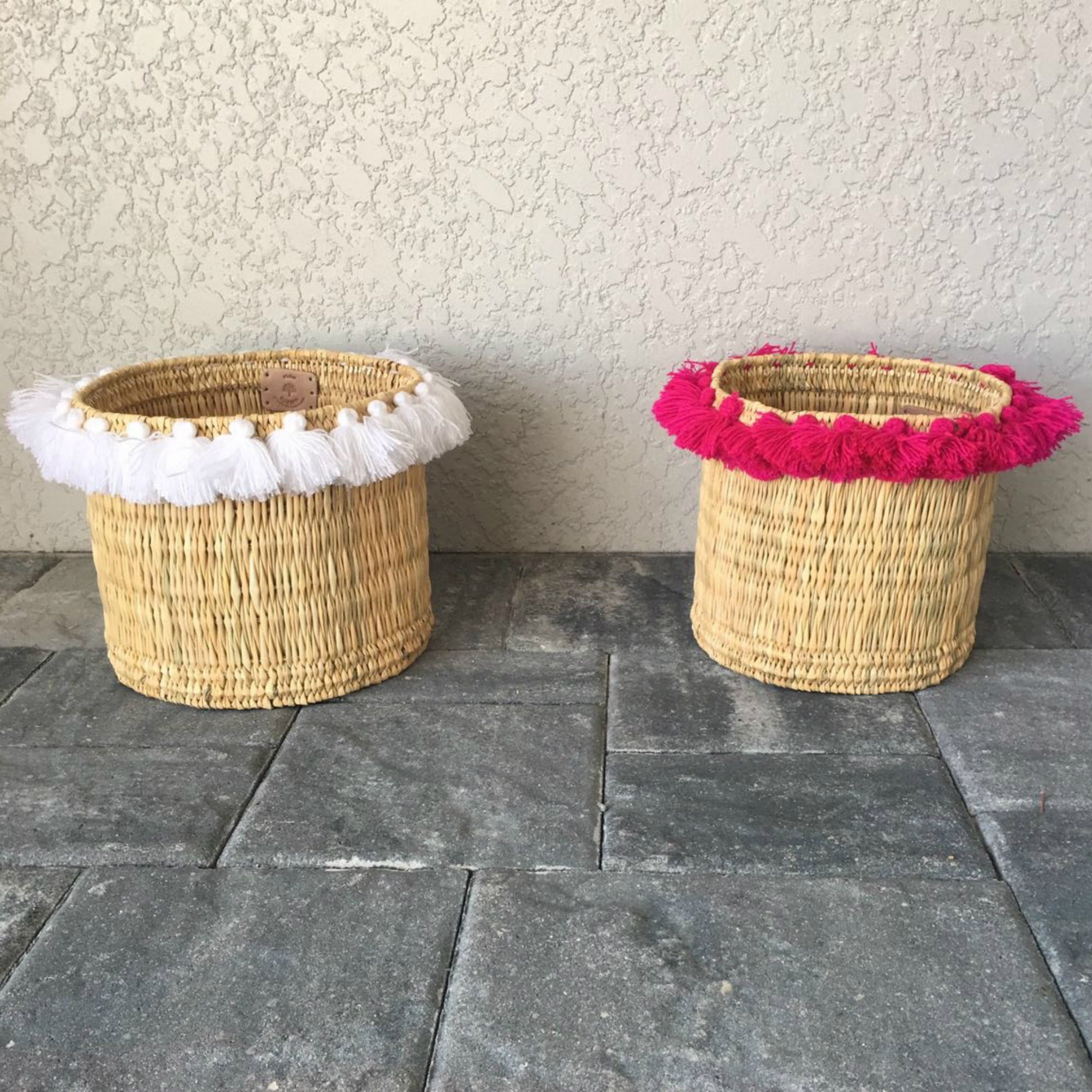 SEVERINE basket with tassels- large FUCHSIA