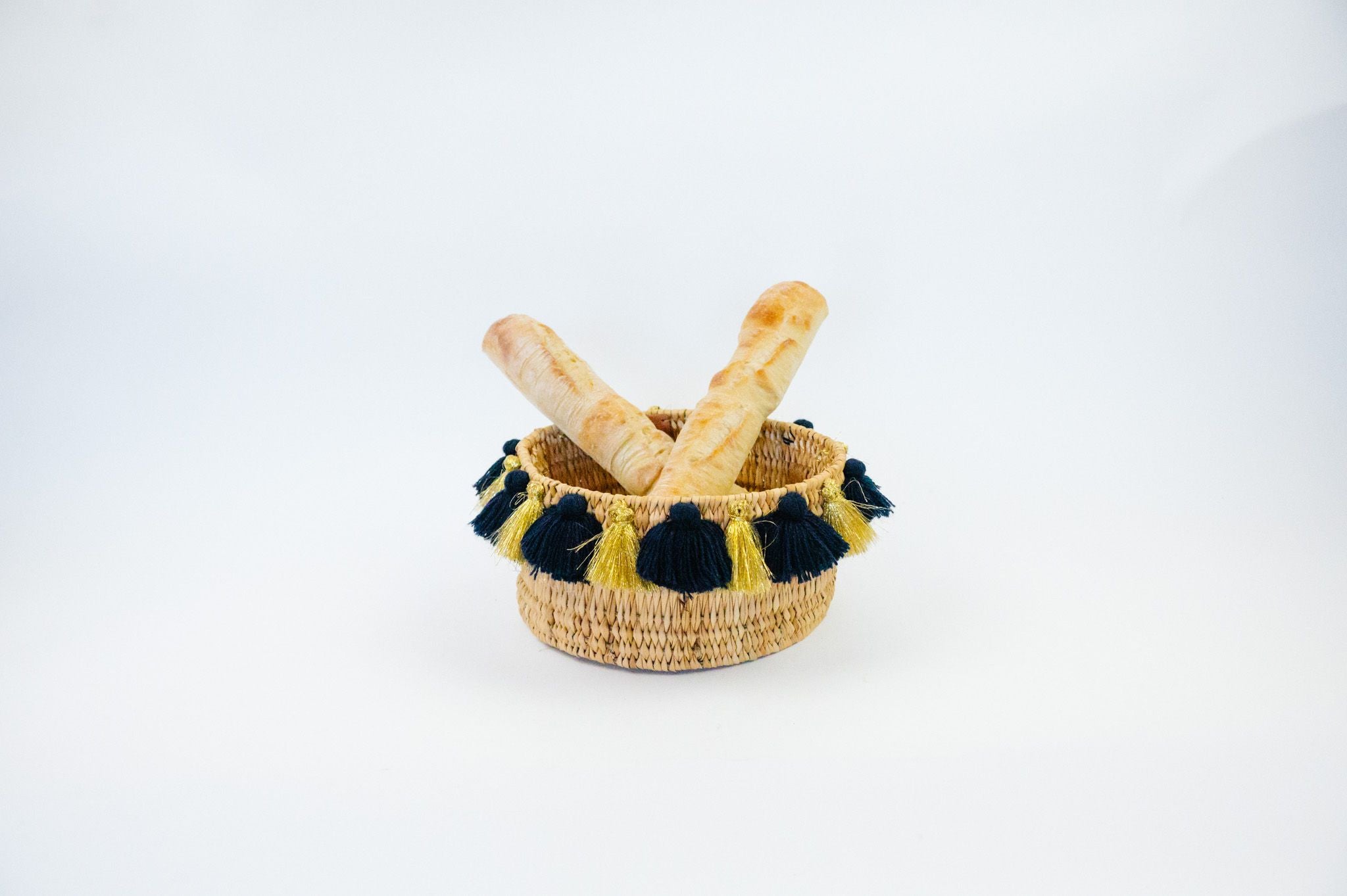 SEVERINE basket with tassels- small NAVY/GOLD